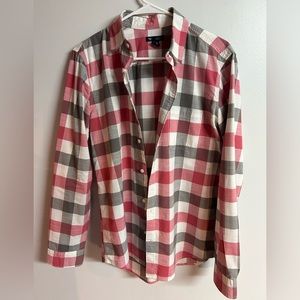 Gap button up